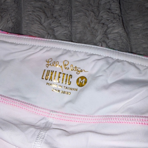 Lilly Pulitzer Pink & Green Floral Corrine Skort size medium journey to jungle - Picture 6 of 7